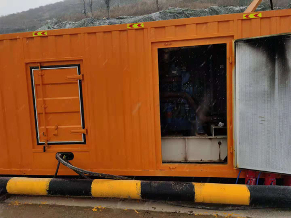 河池发电车出租-应急柴油发电机组选什么样的比较好？