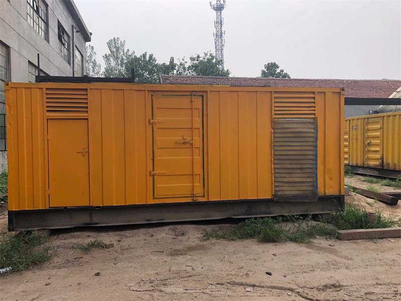 河池柴油发电机如何判断新机油是否已经完全充满机油滤清器？