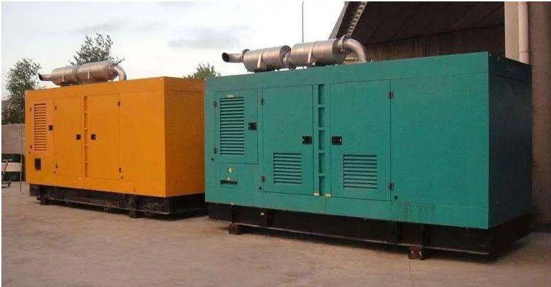 河池如何根据实际负载情况选择合适功率的发电机组？