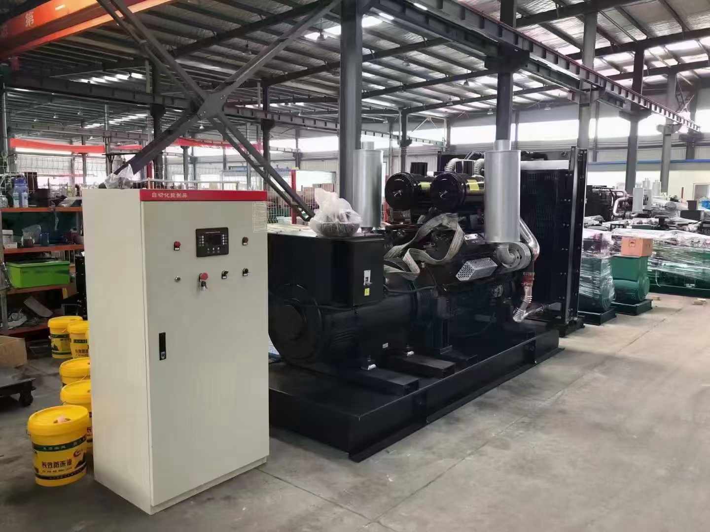 河池柴油发电机运行时的噪音和振动水平如何？