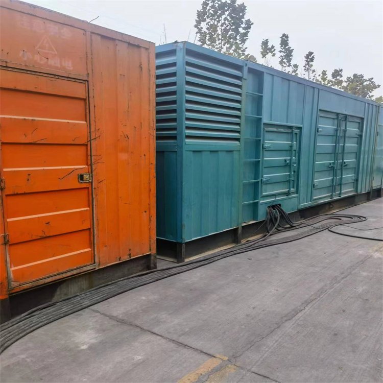 河池如何选择适合 600kW 柴油发电机组的热继电器？