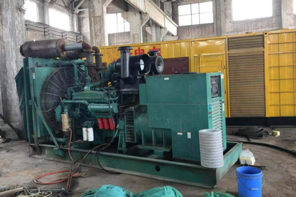 河池发电机组的空气滤清器应该如何保养？