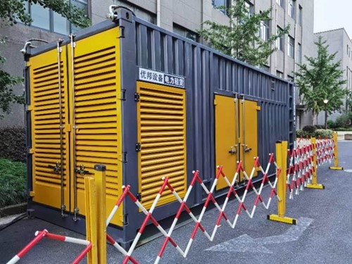 河池如何使用转速表检查发动机的转速？