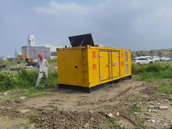 河池200KW柴油发电机机组每小时的油耗量受哪些因素影响？