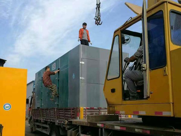 河池更换水冷式机油散热器密封件的操作流程是怎样的？