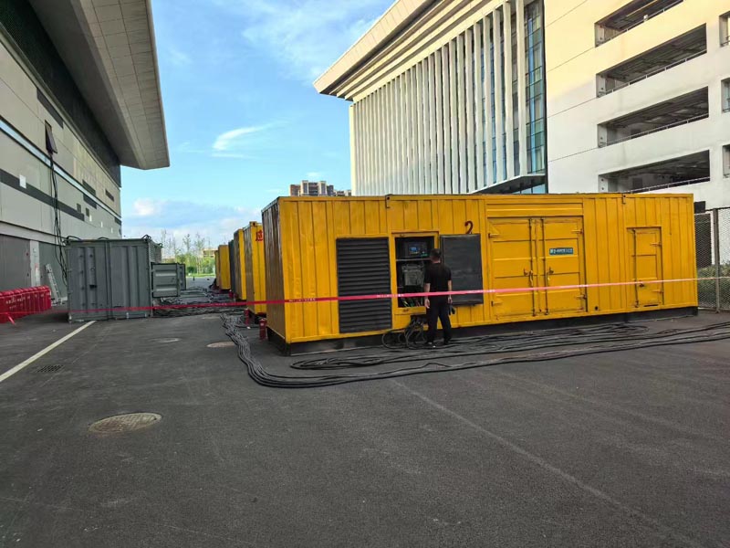 河池柴油发电机冬季保养注意事项？